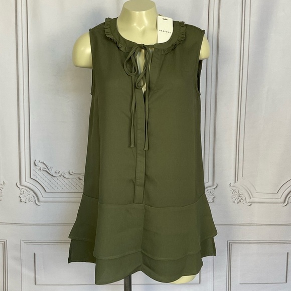 Pleione Tops - PLEIONE Olive Green Gauze Sleeveless Peplum Blouse Women’s XS Anthropologie